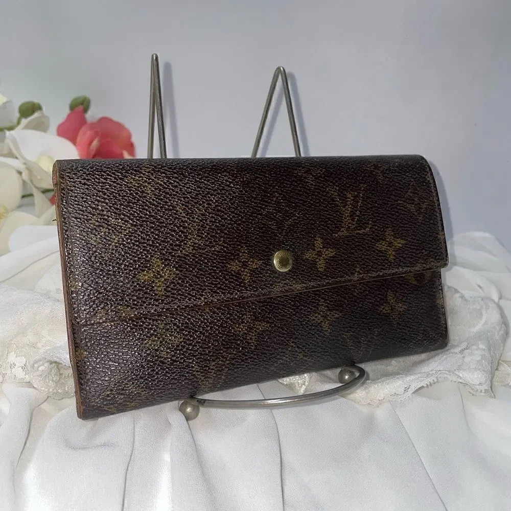 Authentic Louis Vuitton Monogram Porte Tresor International Wallet